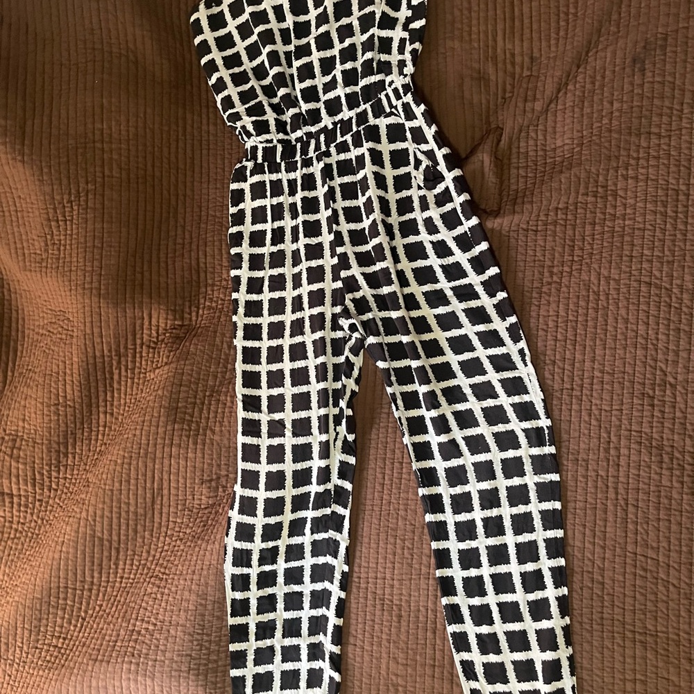 Sans Souci Black and White Geometric Jumpsuit with Belt